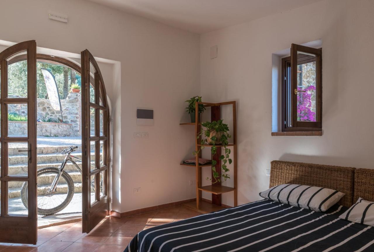 Agriturismo Schiaccia Ghiande Massa Marittima Bagian luar foto